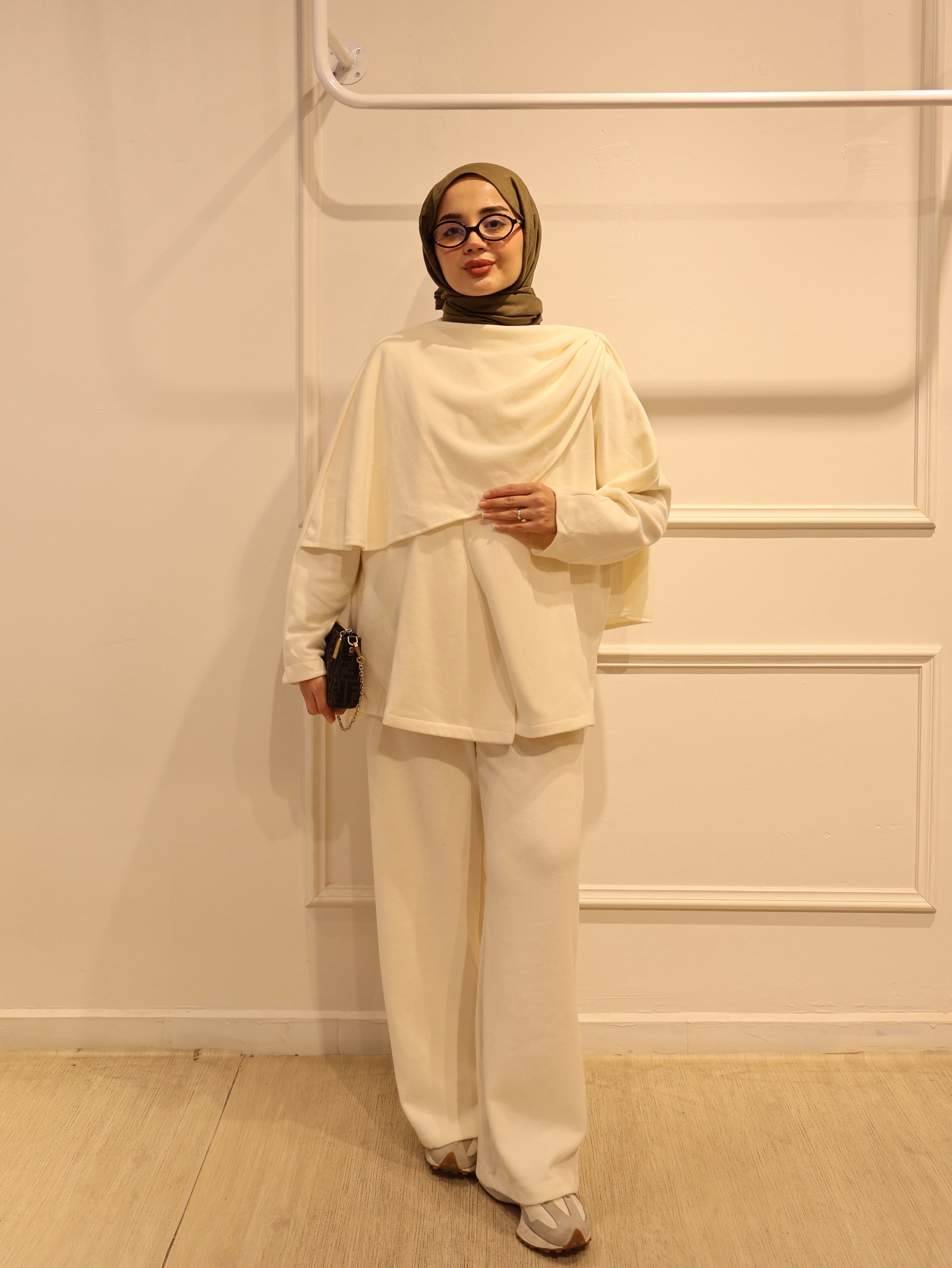 Premium Pelerinli Takım