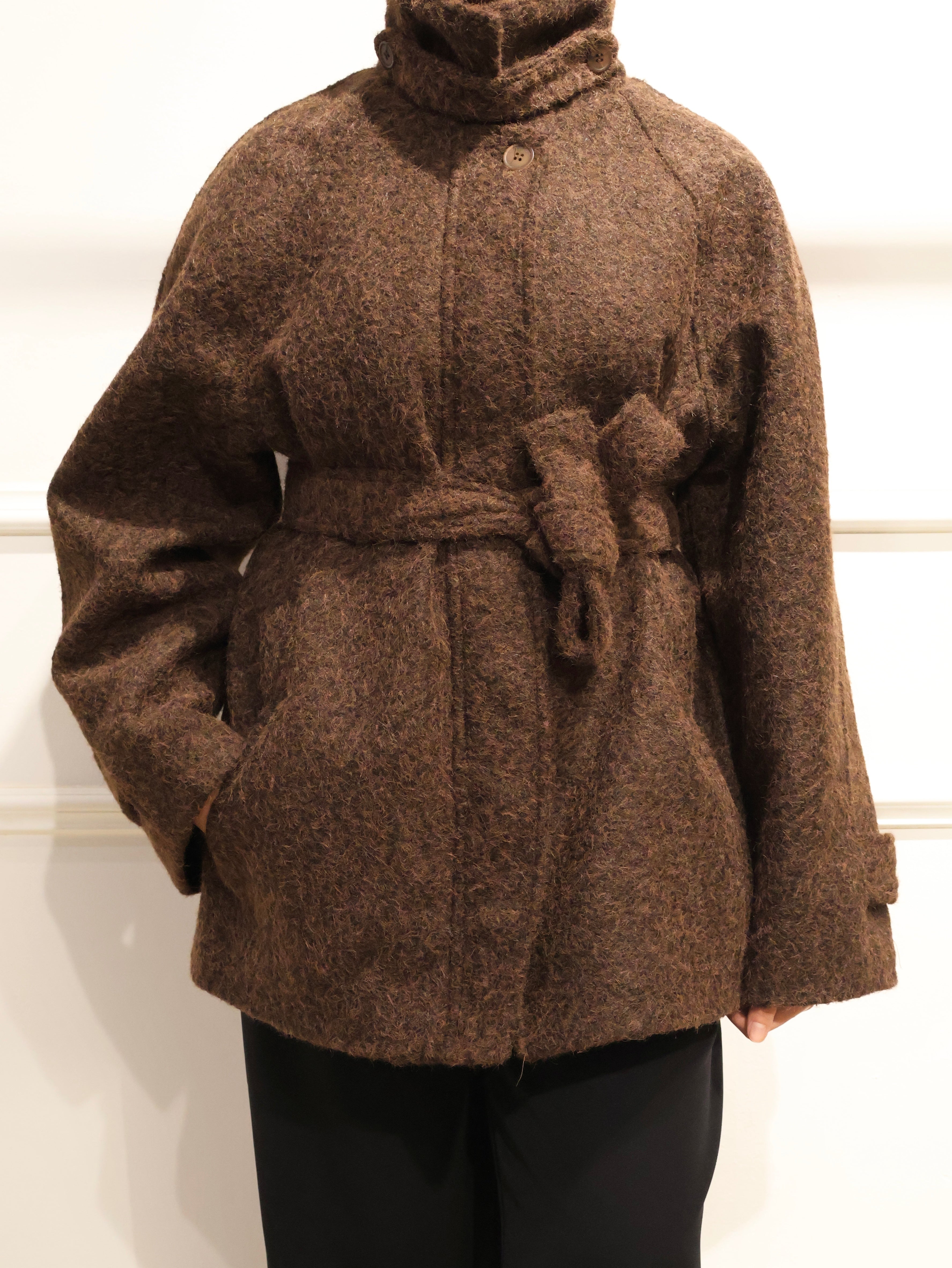 Dik Yaka Kısa Kaban