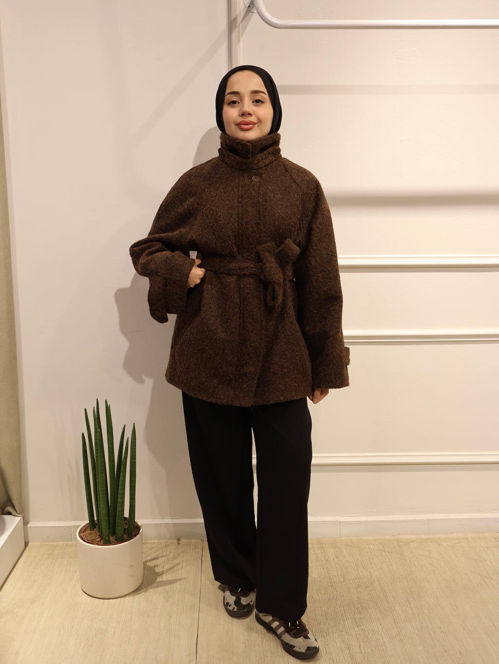 Dik Yaka Kısa Kaban