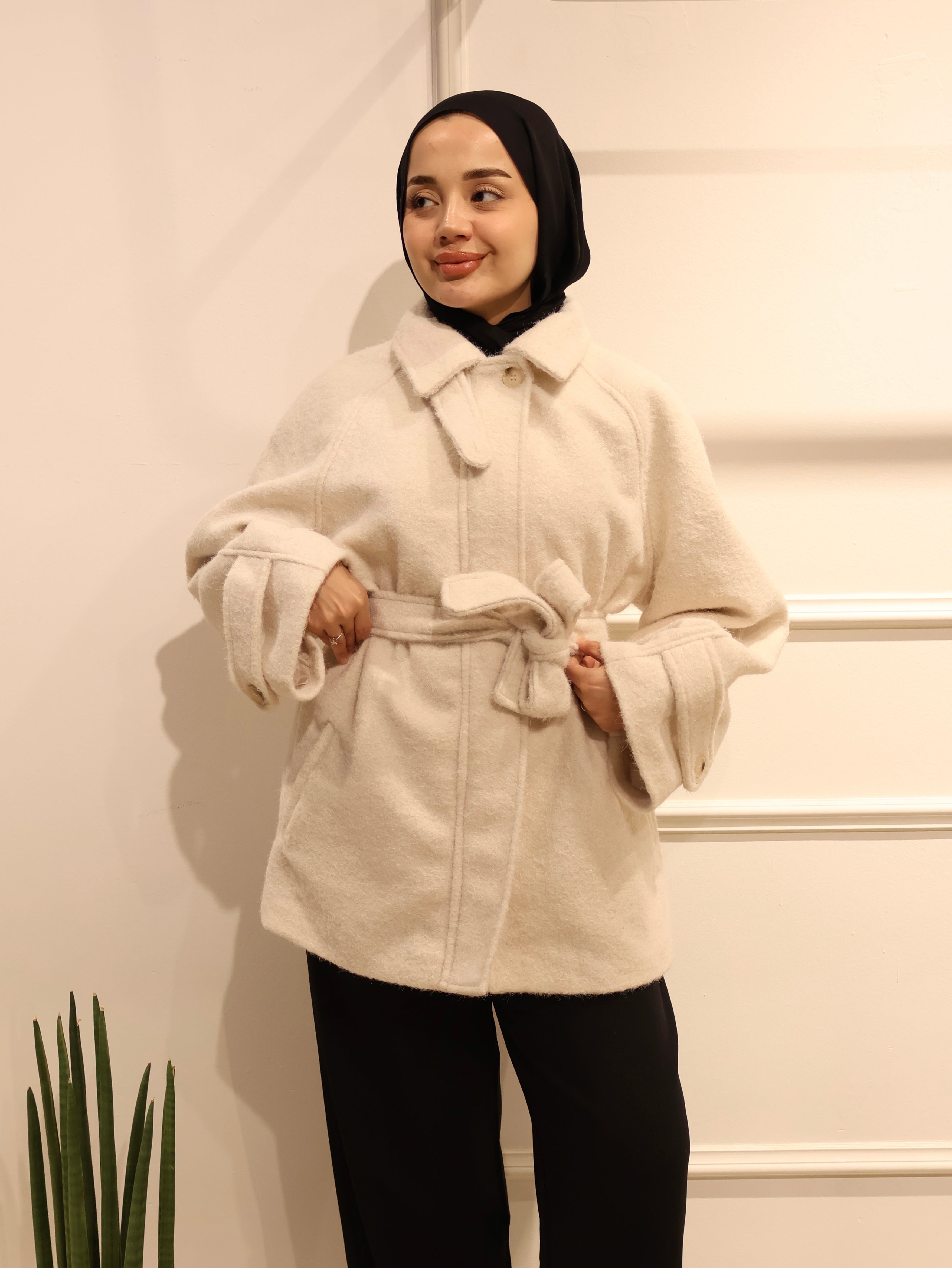 Dik Yaka Kısa Kaban