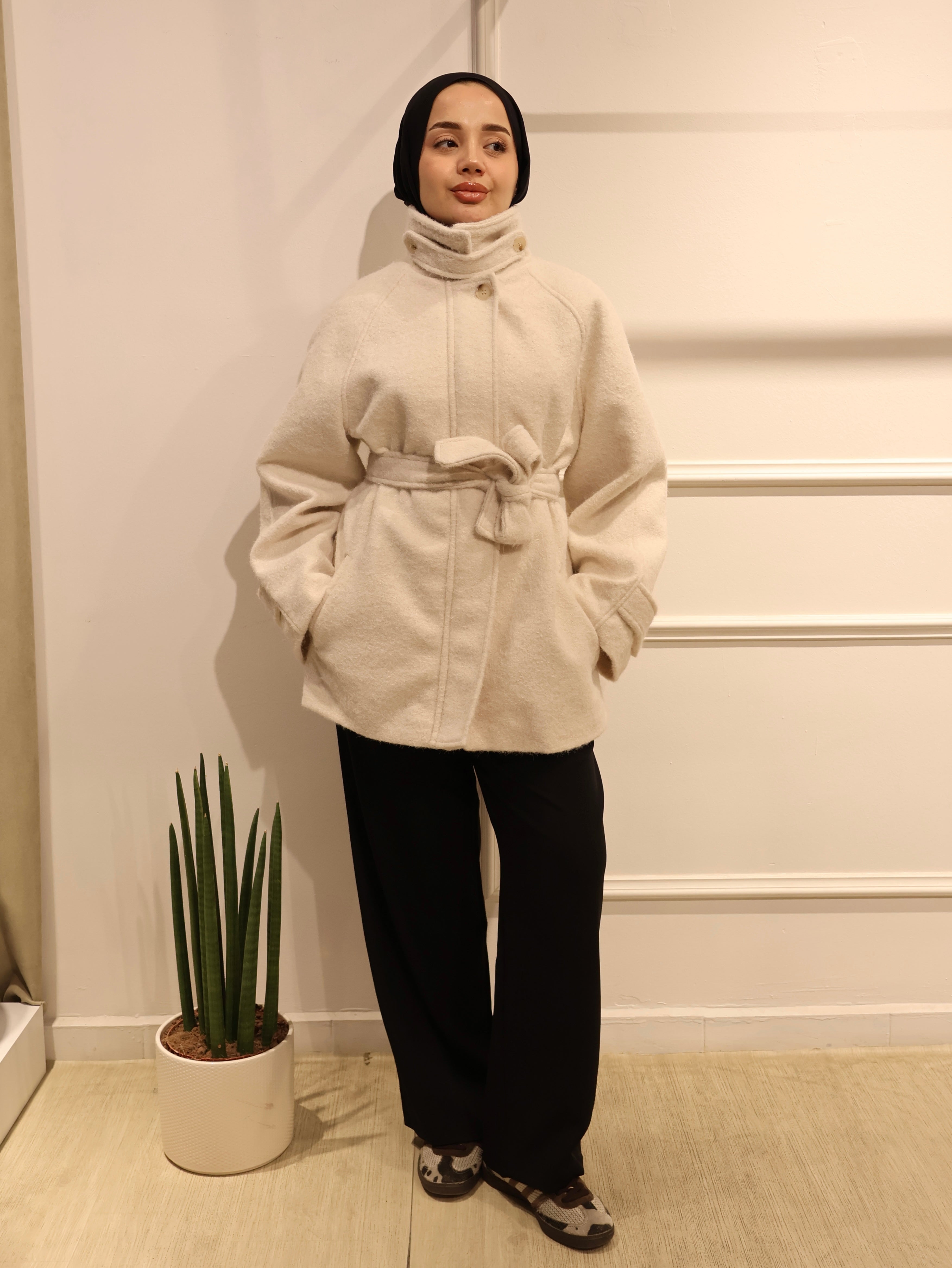 Dik Yaka Kısa Kaban