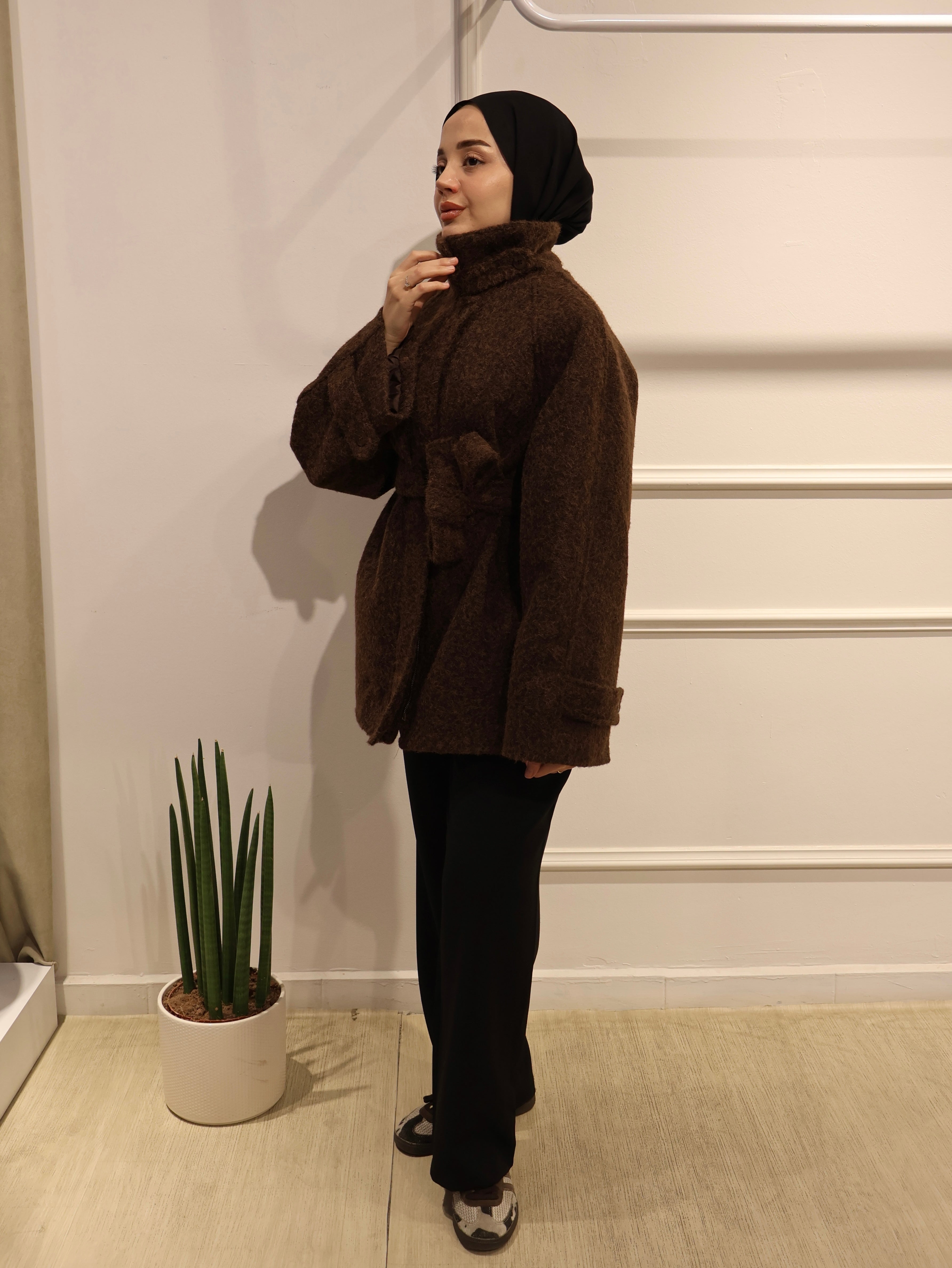 Dik Yaka Kısa Kaban