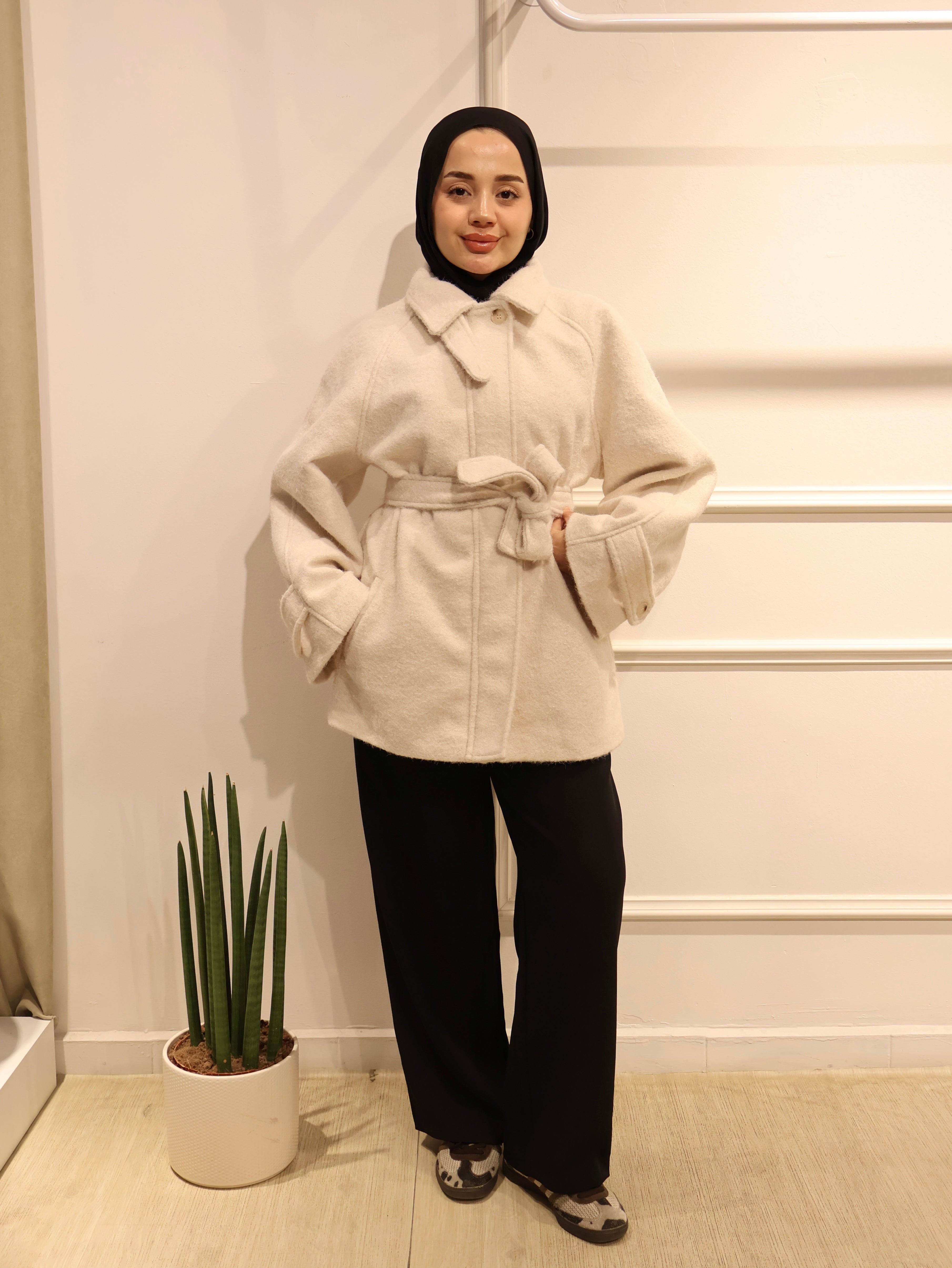 Dik Yaka Kısa Kaban